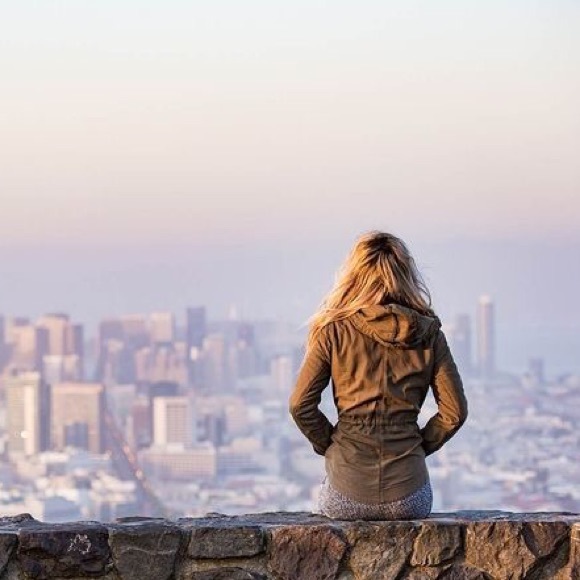 Meet your Posher, Kristen - Picture 1 of 2